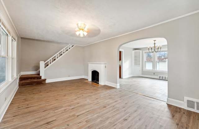 4367 E 139 ST Gallery 4