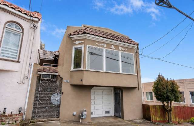Spacious 2 Bedroom Home Near Stonestown photos photos Spacious 2 Bedroom Home Near Stonestown photos photos