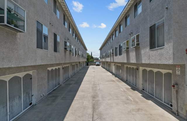 Huntington 9160 Complex LLC photos photos