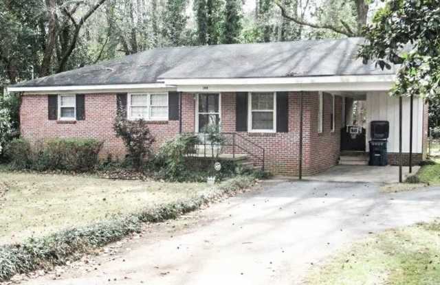 Charming Home Available in August! photos photos