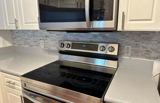 2725 Anzio Court 102, Palm Beach Gardens, FL 33410 - 2725 Anzio Court, Palm Beach Gardens, FL 33410 2725 Anzio Court 102, Palm Beach Gardens, FL 33410 - 2725 Anzio Court, Palm Beach Gardens, FL 33410