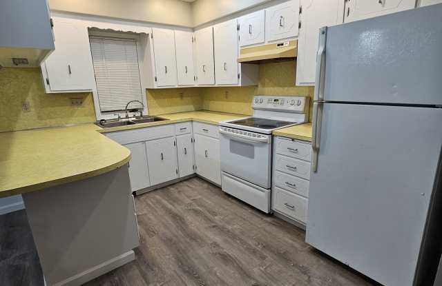 5604 South 79th Street photos photos