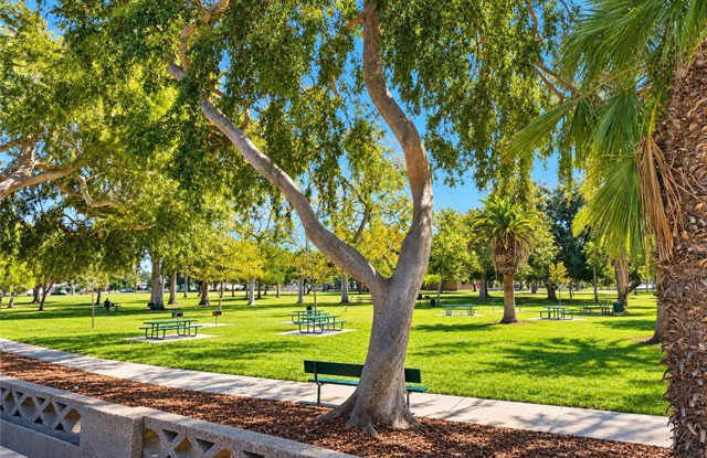 1638 West Alomar Avenue Gallery 2