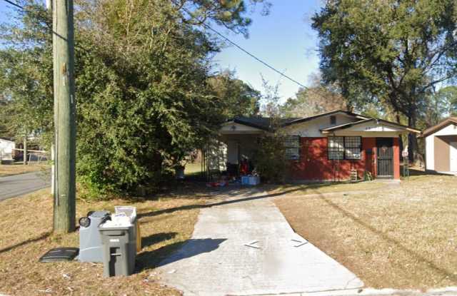 2571 W 25th St photos photos