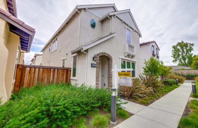 Gorgeous Santa Clara Home with Pool, EV Hookup  Modern Upgrades photos photos