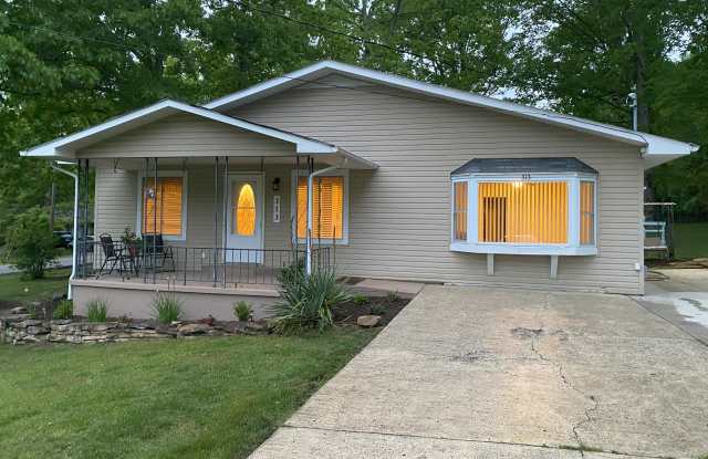 313 St George Dr photos photos