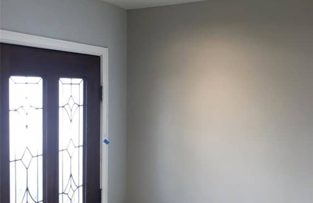 1027 Eberhard Street Gallery 4