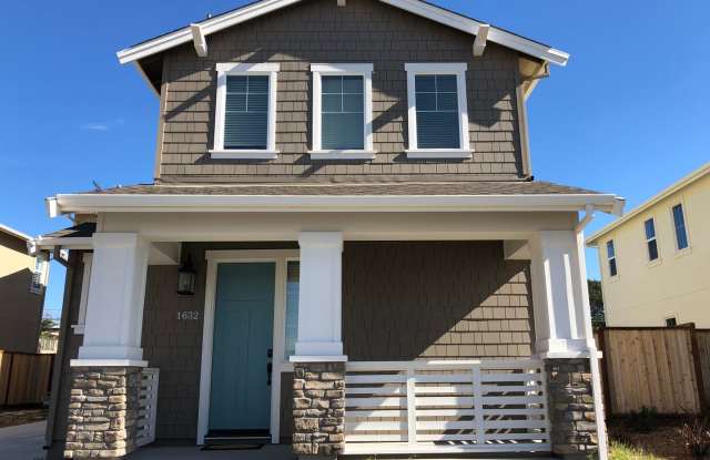 Spacious 3 Bedroom home - 1632 Wild Oat Way, Santa Rosa, CA 95403