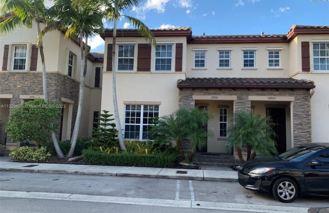 16959 Southwest 92nd Street - 16959 Southwest 92nd Street, The Hammocks, FL 33196