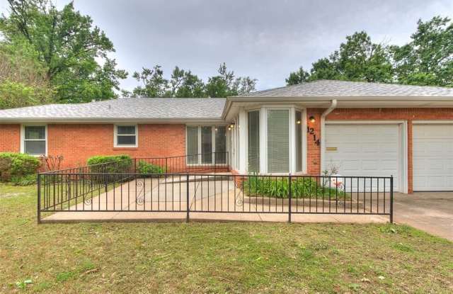 1214 Cruce Street photos photos