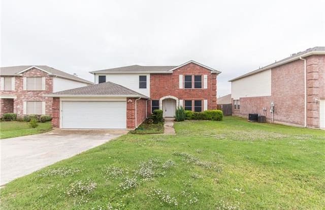 8124 Fox Chase Drive - 8124 Fox Chase Drive, Fort Worth, TX 76137