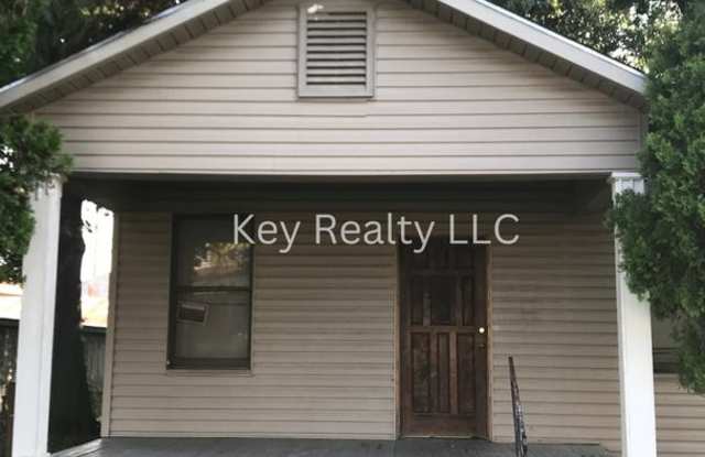 ****1018 South St., Alexandria - 1018 South Street, Alexandria, LA 71301