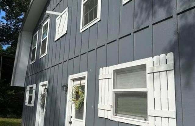 5214 Hickory Woods Lane Gallery 1