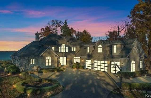 4326 COMMERCE Road photos photos