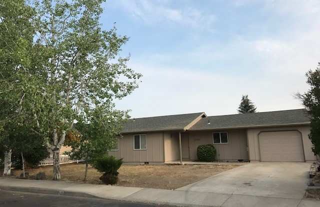 Ranch-Frame Style 3/1.5 Home in Redmond! 2523 SW Fissure Loop photos photos