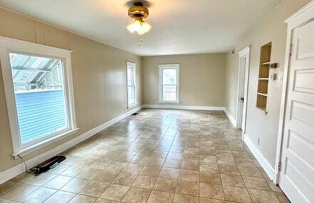 1521 Boyd Avenue photos photos