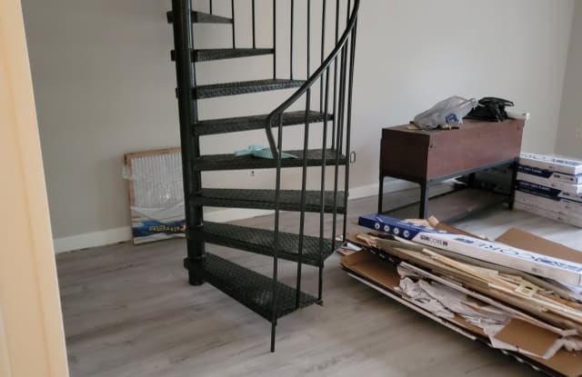 604 65th Avenue North - A photos photos