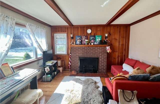 108 Kingston Avenue photos photos