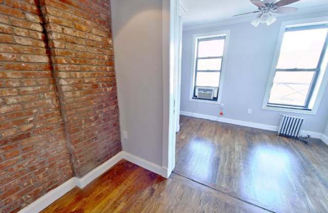 722 10TH AVE. Gallery 3