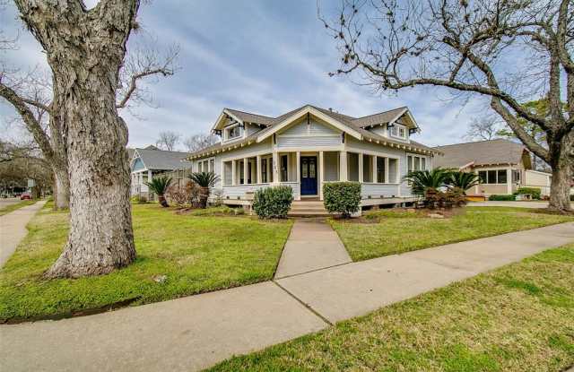 203 Wood Street - 203 Wood Street, Sugar Land, TX 77498