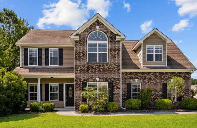 Welcome to Savannah Drive! - 800 Savannah Drive, Jacksonville, NC 28546
