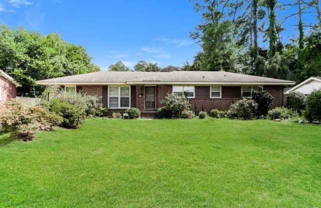 3836 Marie Cook Drive Gallery 1