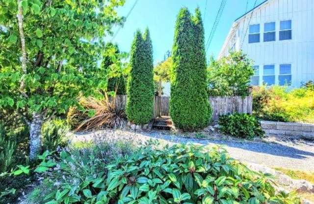 7721 Earl Ave NW - 7721 Earl Avenue Northwest, Seattle, WA 98117