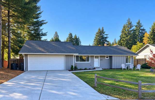 680 Ne Conifer Dr Gallery 1