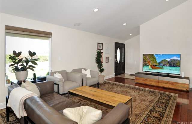1032 Sea Lane Gallery 3