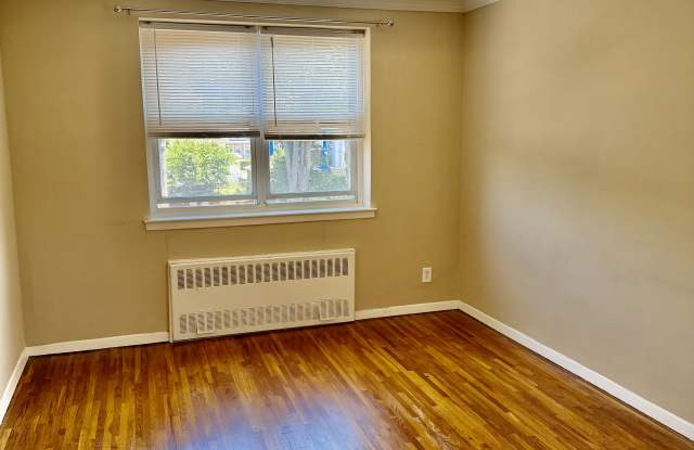 70 Croton Ave Gallery 1