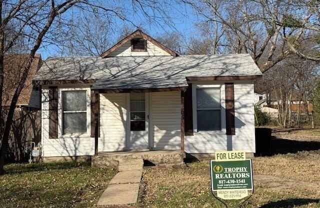 305 N Denton Avenue photos photos