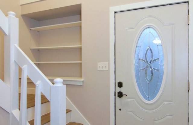 5918 Highgate Cir E Gallery 2