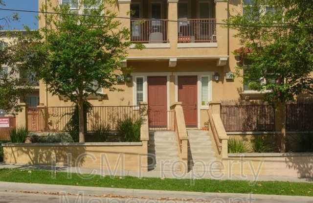 2736 Cabrillo Ave photos photos