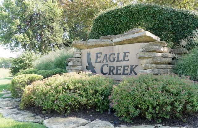 Highly sought after townhome community Eagle Creek Townhomes - Available October - 2227 Burningwood, Lee's Summit, MO 64082
