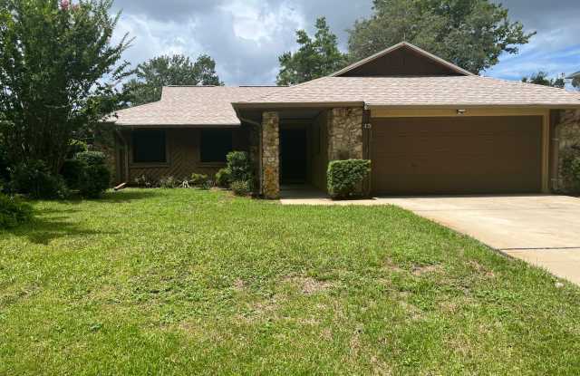 Super Cute 3bd 2bath! FENCED IN YARD ! photos photos