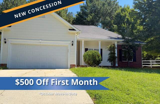 $500 OFF First Month! 3BR/2BA | Newly Renovated Single Family Home |Storage Shed | In Charlotte! Gallery 1
