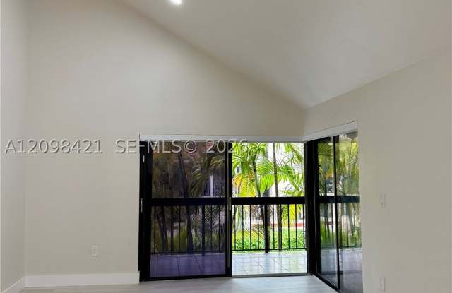 12932 SW 88th Ter Gallery 4