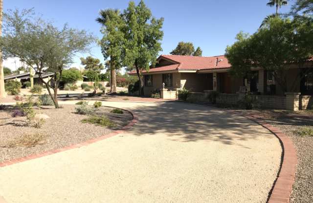 185 E CERCADO Lane Gallery 3