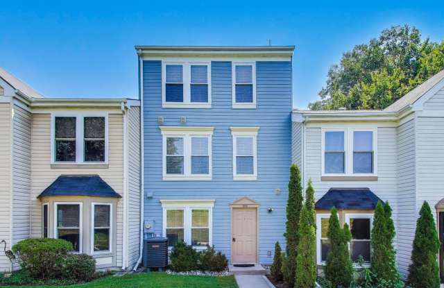 Wonderful on Wilcox Renovated 3+2.5 3 Level TH photos photos