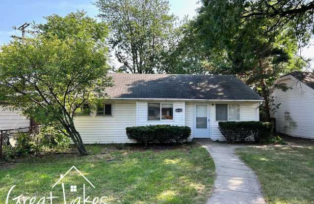 Beautiful 2 Bedroom 1 Bathroom now available for rent - 16180 Wilson Avenue, Eastpointe, MI 48021