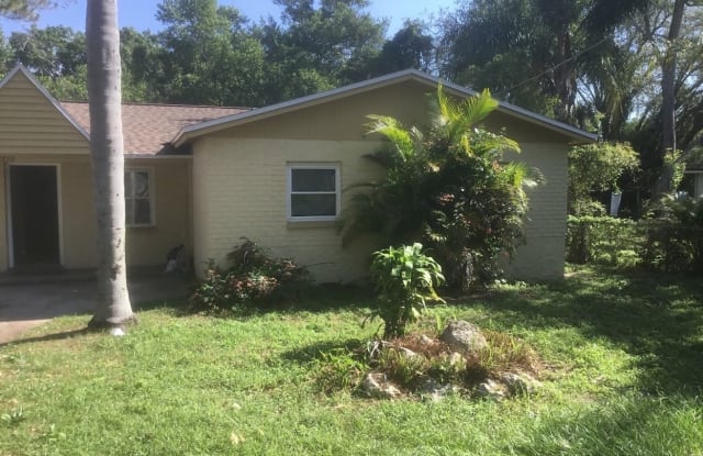 2710 E 97th Ave - 2710 E 97th Ave, Tampa, FL 33612