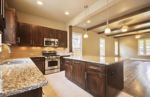 UT PRE-LEASE: 2011 Constructed Custom West Campus Home, Wood Floors, High-End Kitchen, Walk to UT, Detached Carport - 2836 Salado Street, Austin, TX 78705