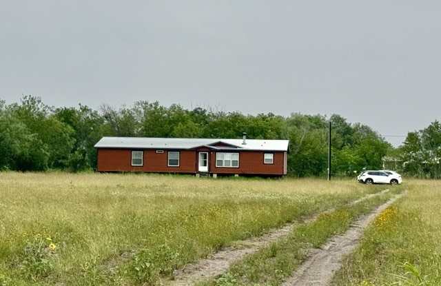 18090 FM 471 - 18090 Farm to Market 471, Medina County, TX 78016
