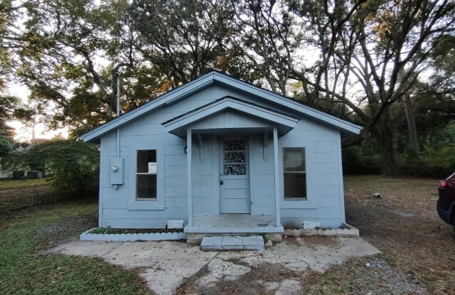 4607 Briggs Street - 4607 Briggs Street, Moss Point, MS 39563