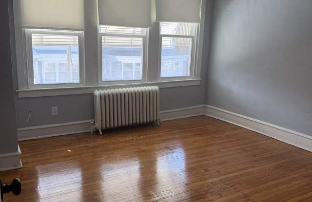 2019 South Redfield Street Gallery 3