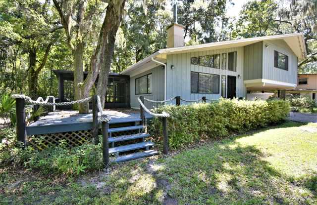4507 ORTEGA FARMS Circle - 4507 Ortega Farms Circle, Jacksonville, FL 32210