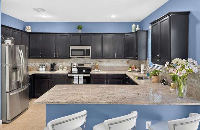 4276 SW 166th Court 1, Miami, FL 33185 - 5295 Gallery 3