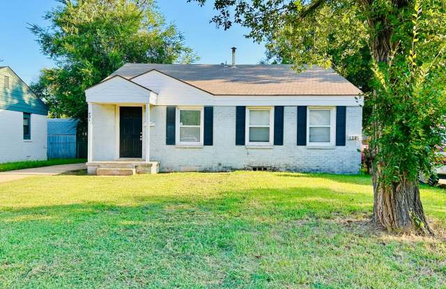 1 Bedroom 1 Bathroom DUPLEX in Midwest City...Won't Last Long!!! photos photos