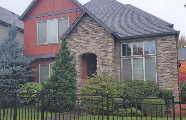 Great Home in Sherwood! Primary Suite on Main! photos photos