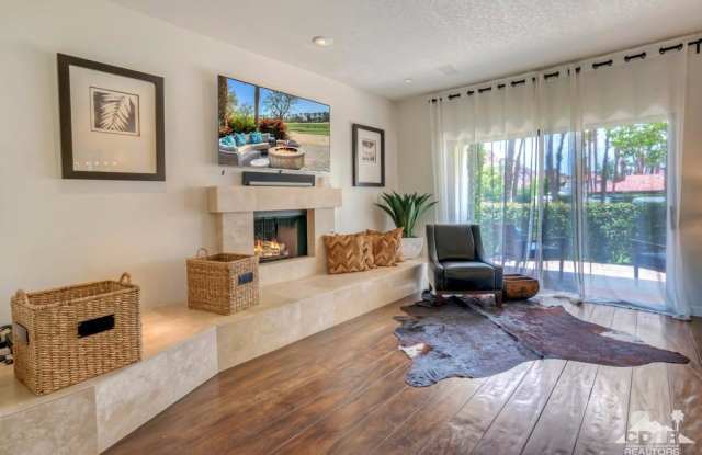 77349 Avenida Fernando Gallery 4